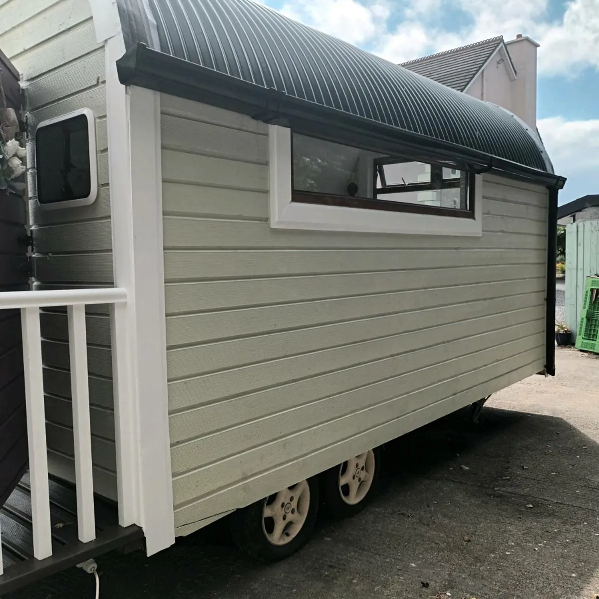 Shepherds hut - Image 3