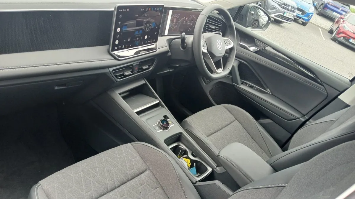 Volkswagen Tiguan Edition 75 2.0 TDI 150HP  rear - Image 3