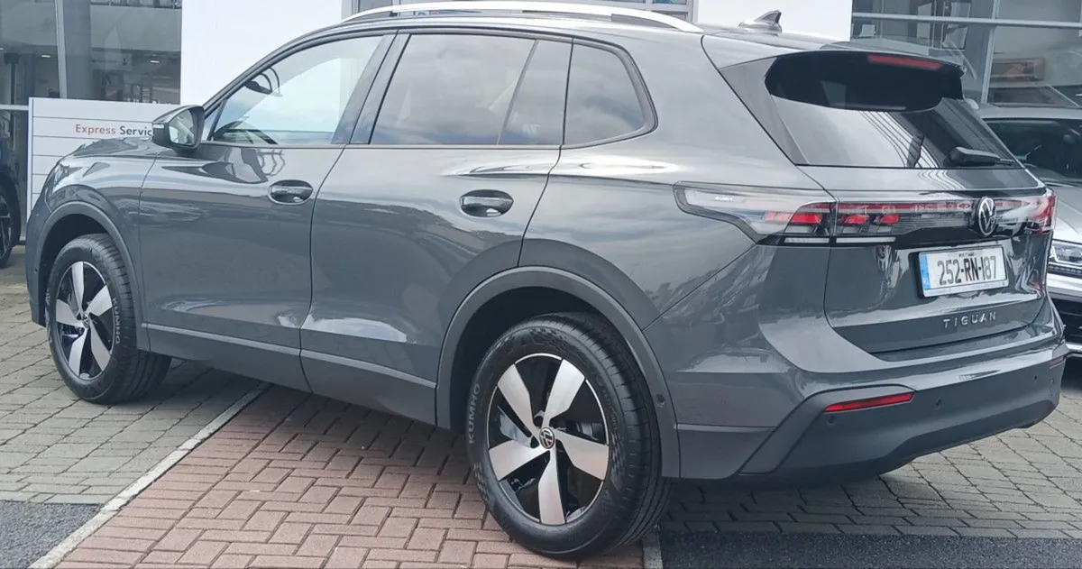 Volkswagen Tiguan Edition 75 2.0 TDI 150HP  rear - Image 4