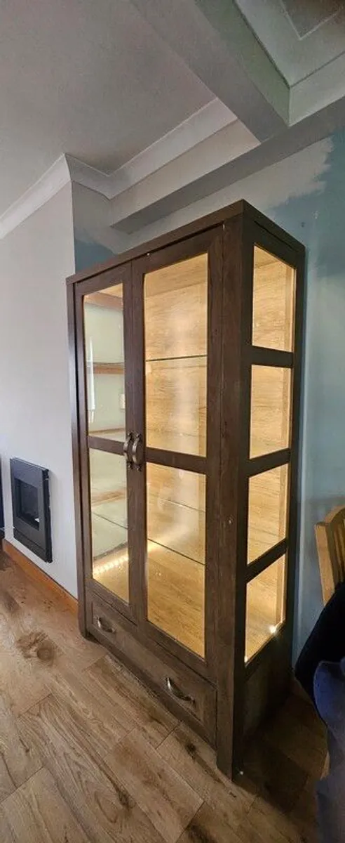 display - Image 4