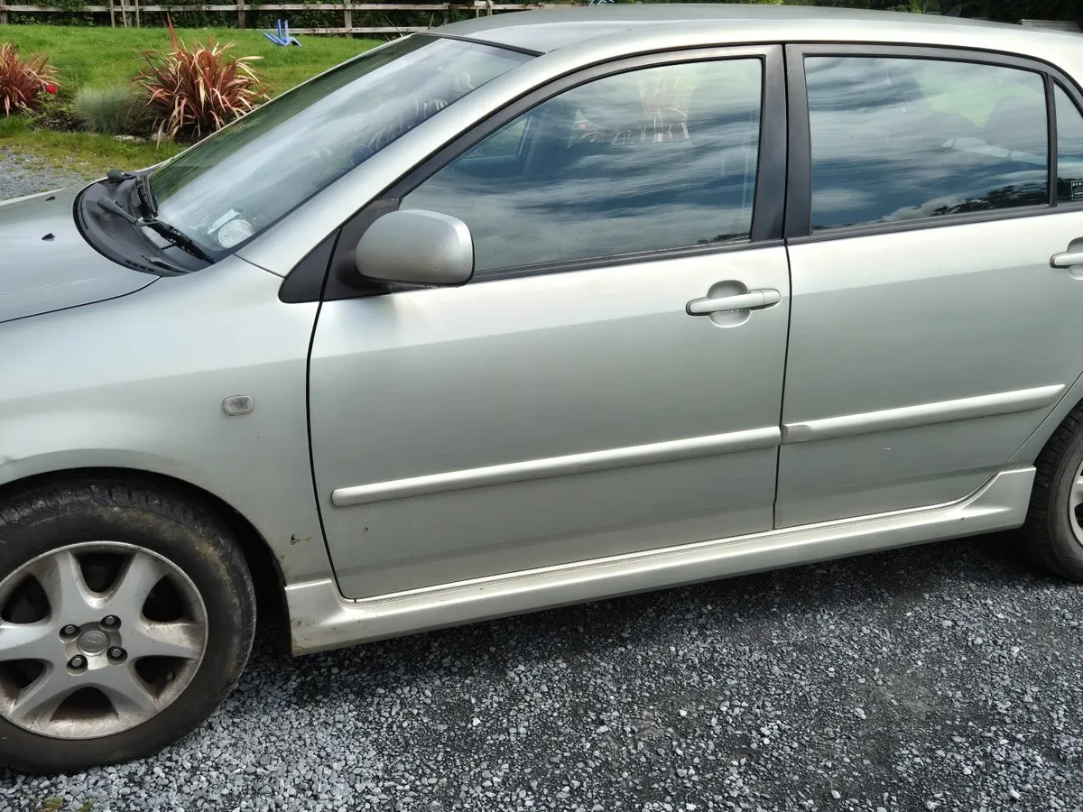 Toyota Corolla 1.4 Luna 2006 - Image 3
