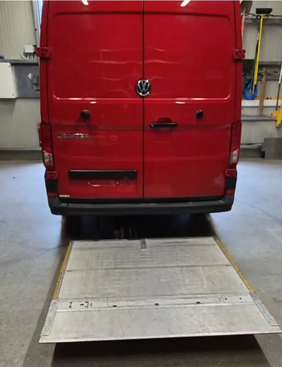 Volkswagan crafter taillift - Image 3