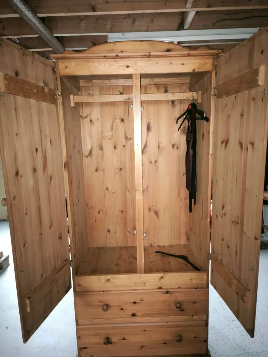 Wooden wardrobe - Image 3