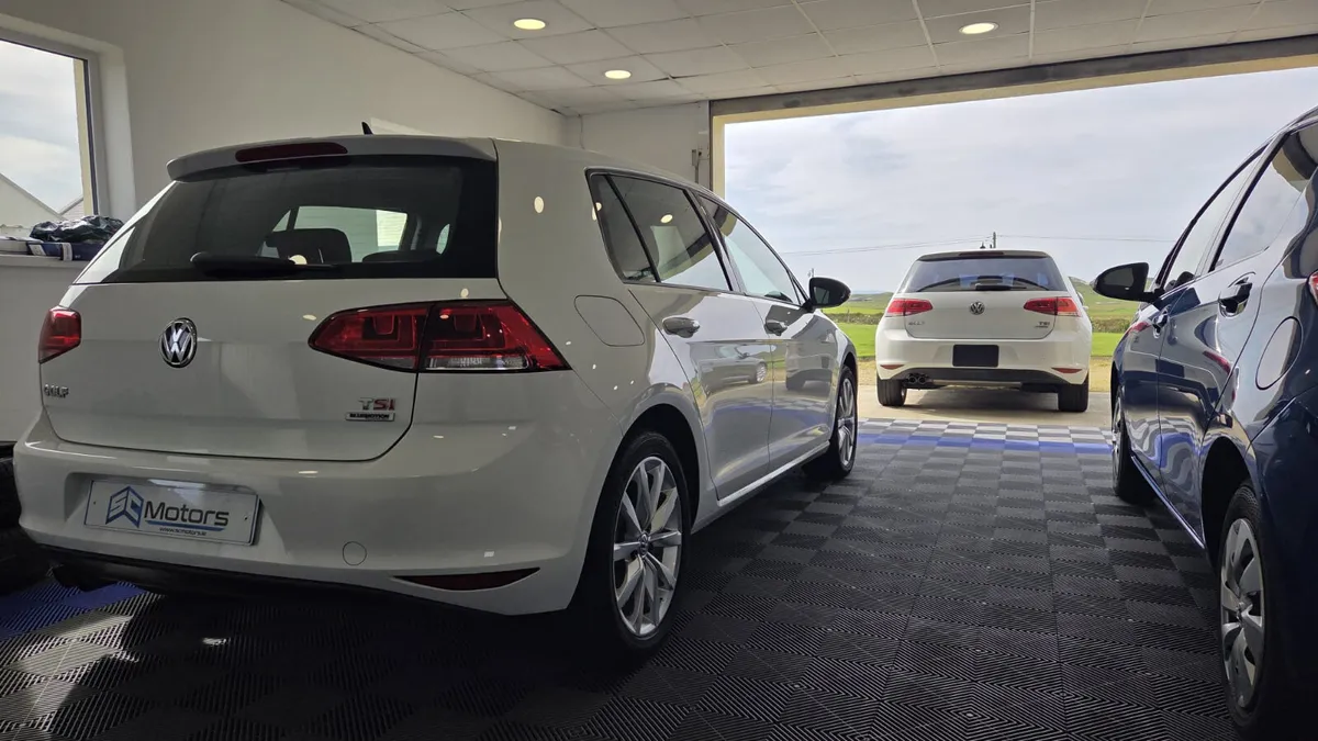 Choice of 2 Volkswagen Golf Highlines in stock - Image 1