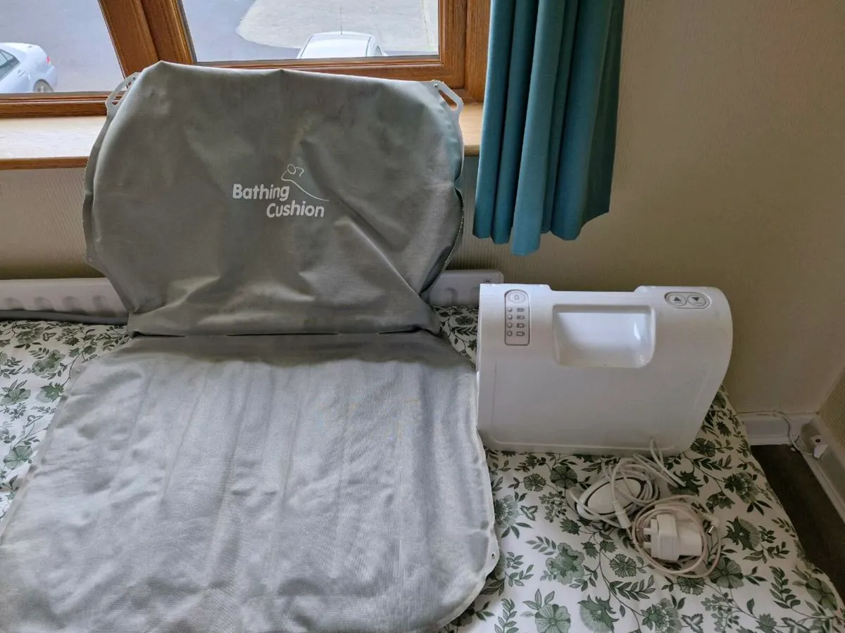 Rechargeable bath cushion - Image 1