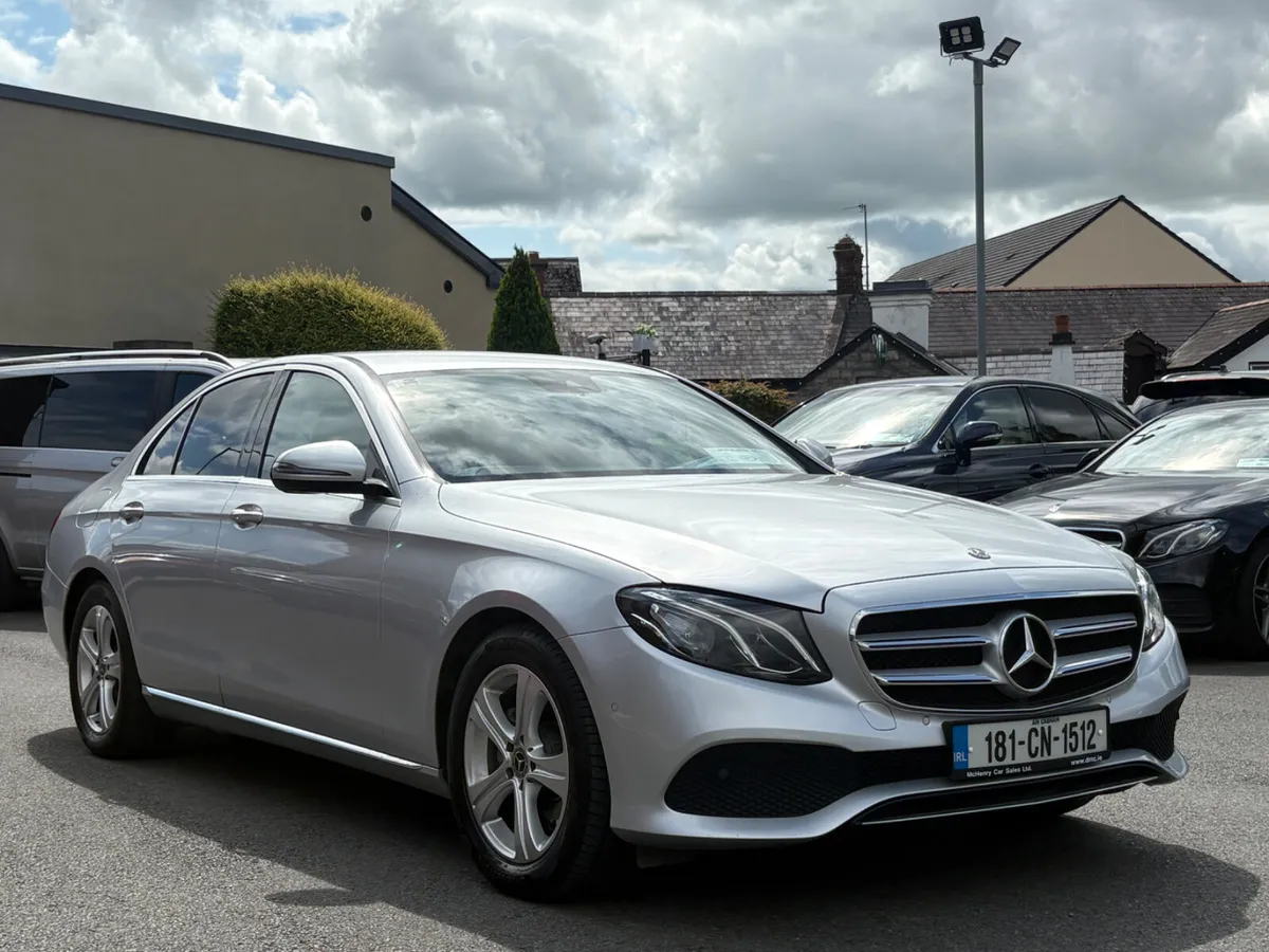 181 Mercedes-Benz E220 Auto 2.0 Diesel - Image 3