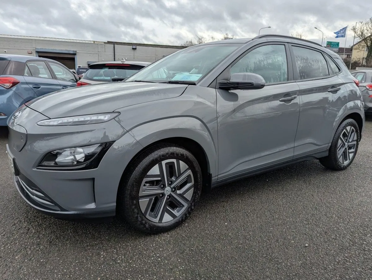 Hyundai Kona 64kw Premium  just IN / Long Range - Image 2