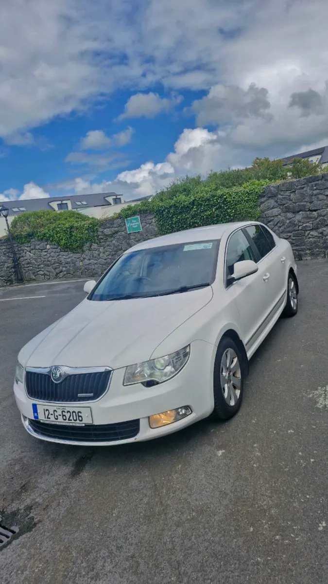 2012 skoda superb - Image 3