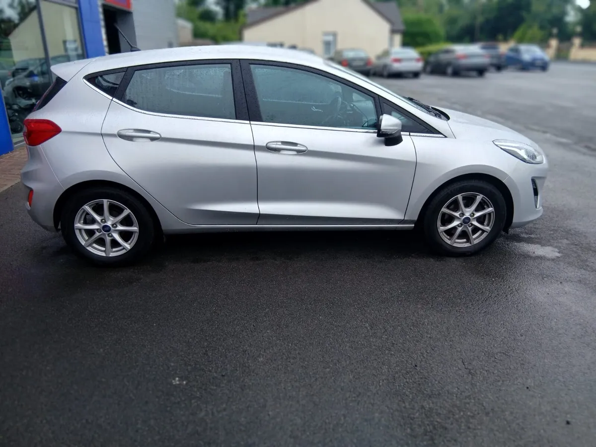 Ford Fiesta 2018 - Image 4