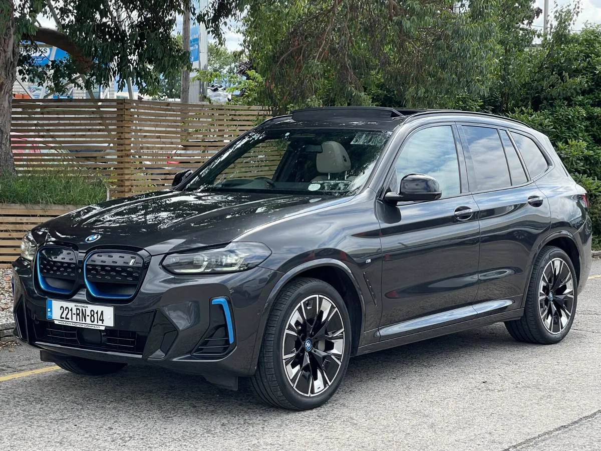 BMW iX3 2022 - Image 2