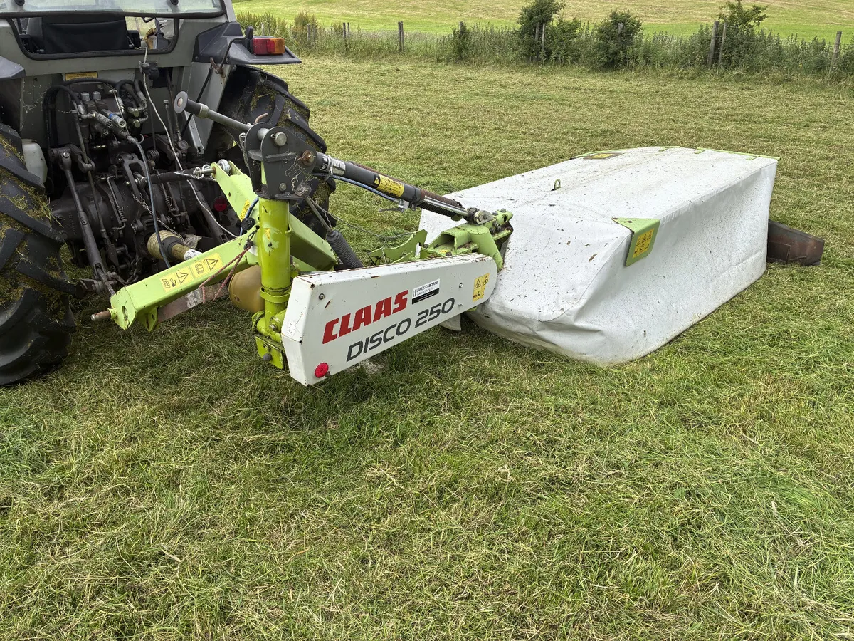 Class Disco 250 Mower - Image 1