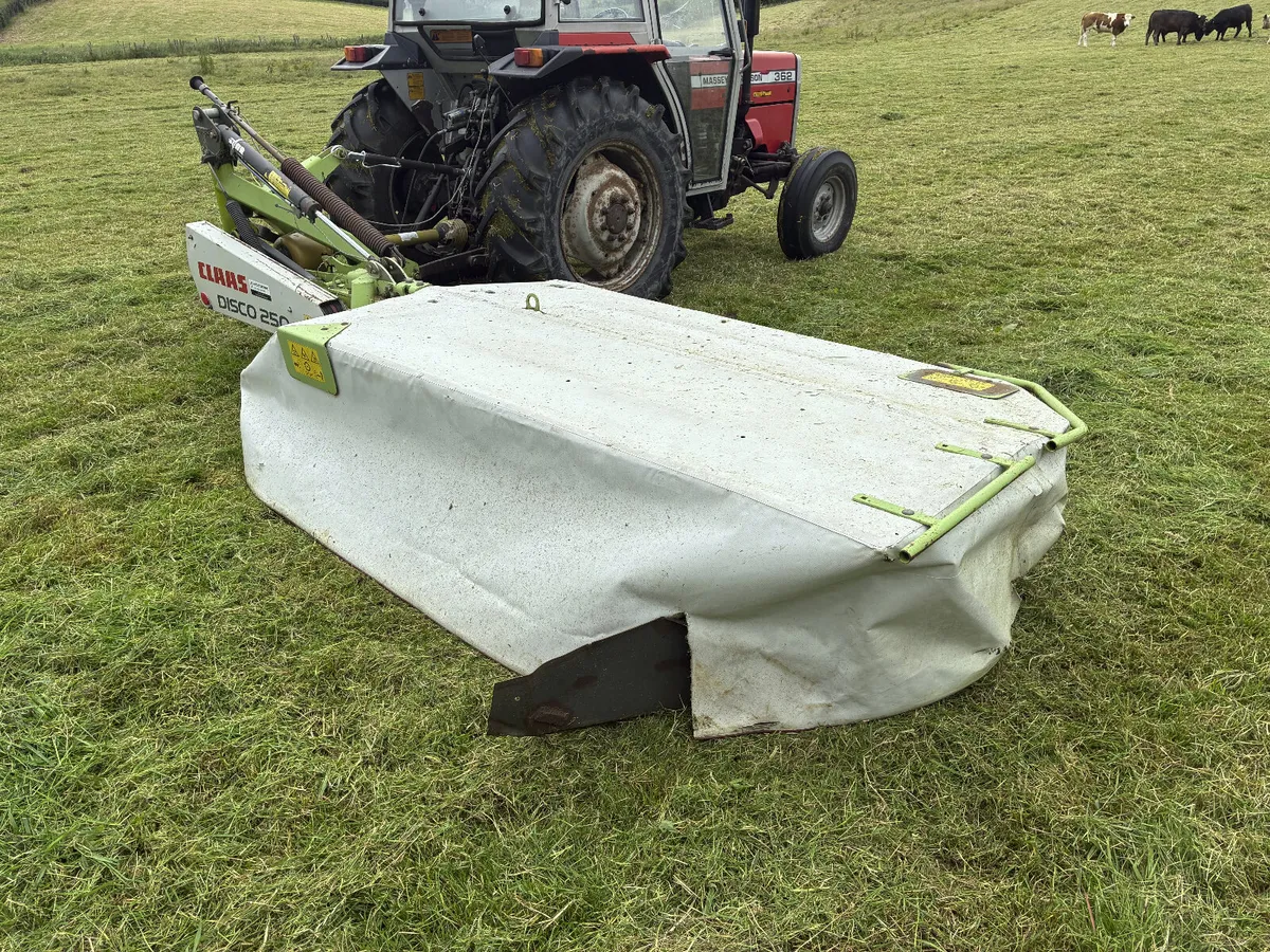 Class Disco 250 Mower - Image 2