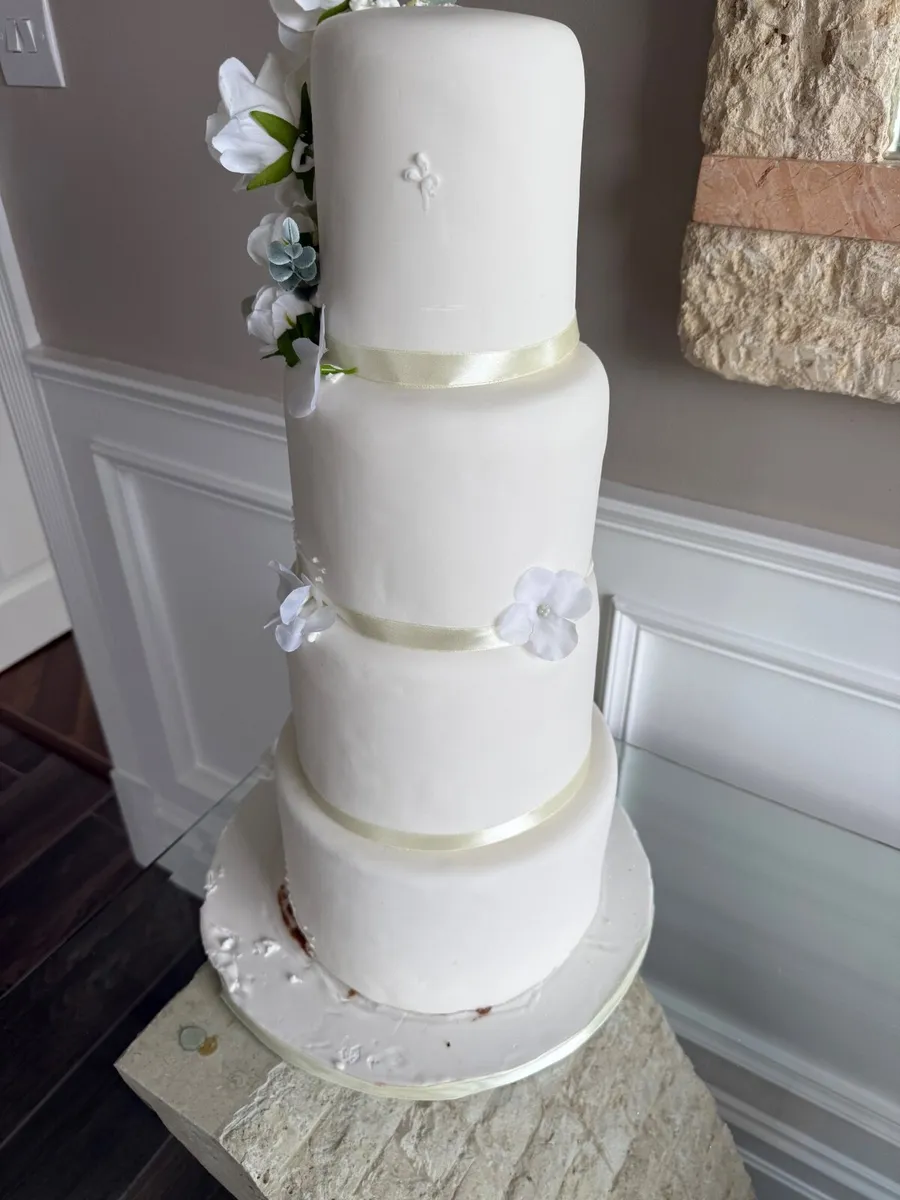 Fake 4 tier Wedding Cake - Image 2