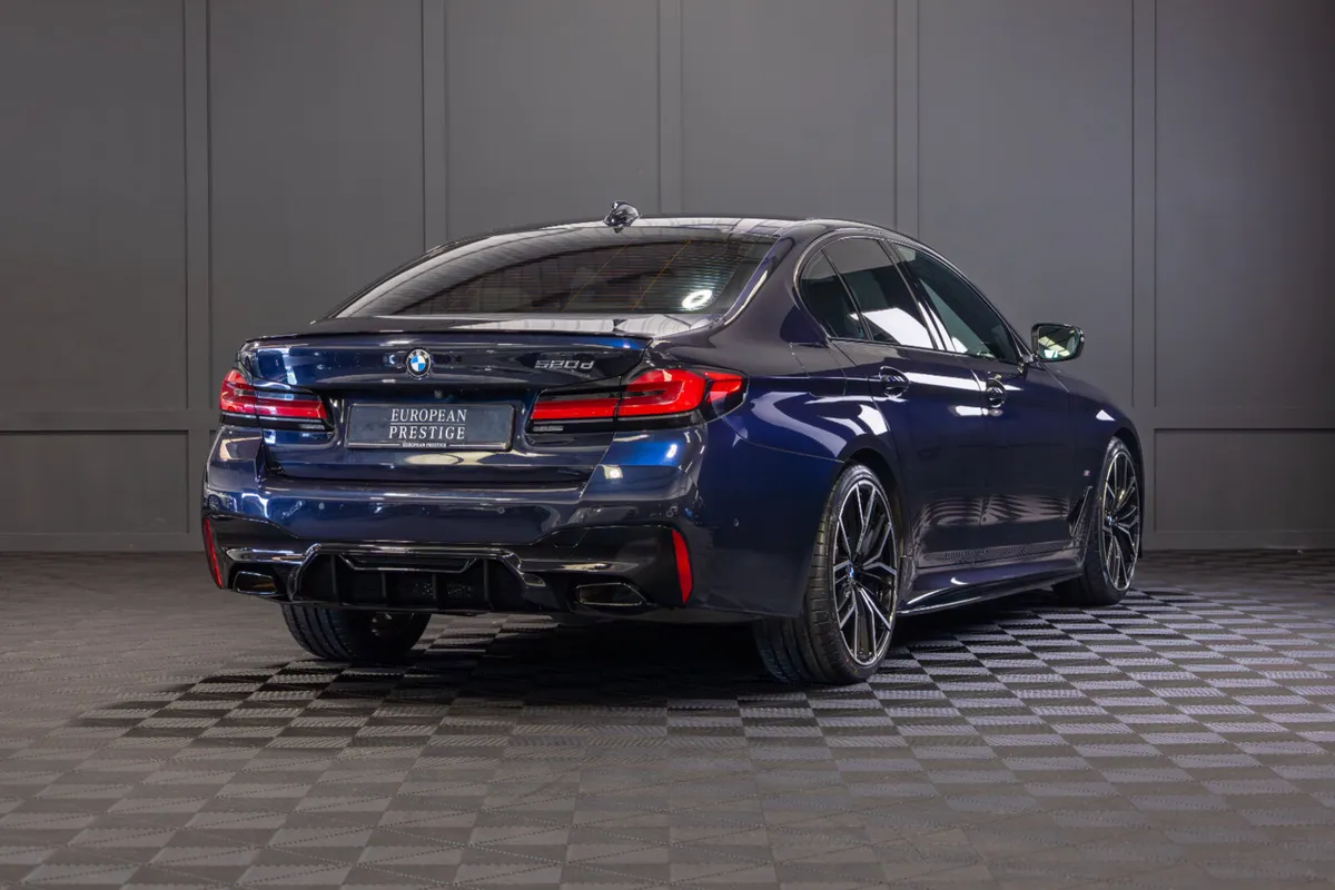2023 BMW 5-Series 520d M-Sport - Image 3