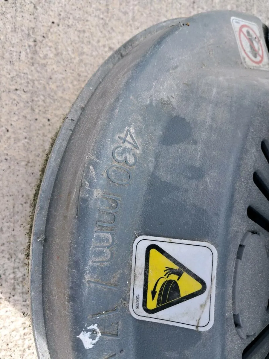 Scrubber dryer Tennant T300e - Image 4