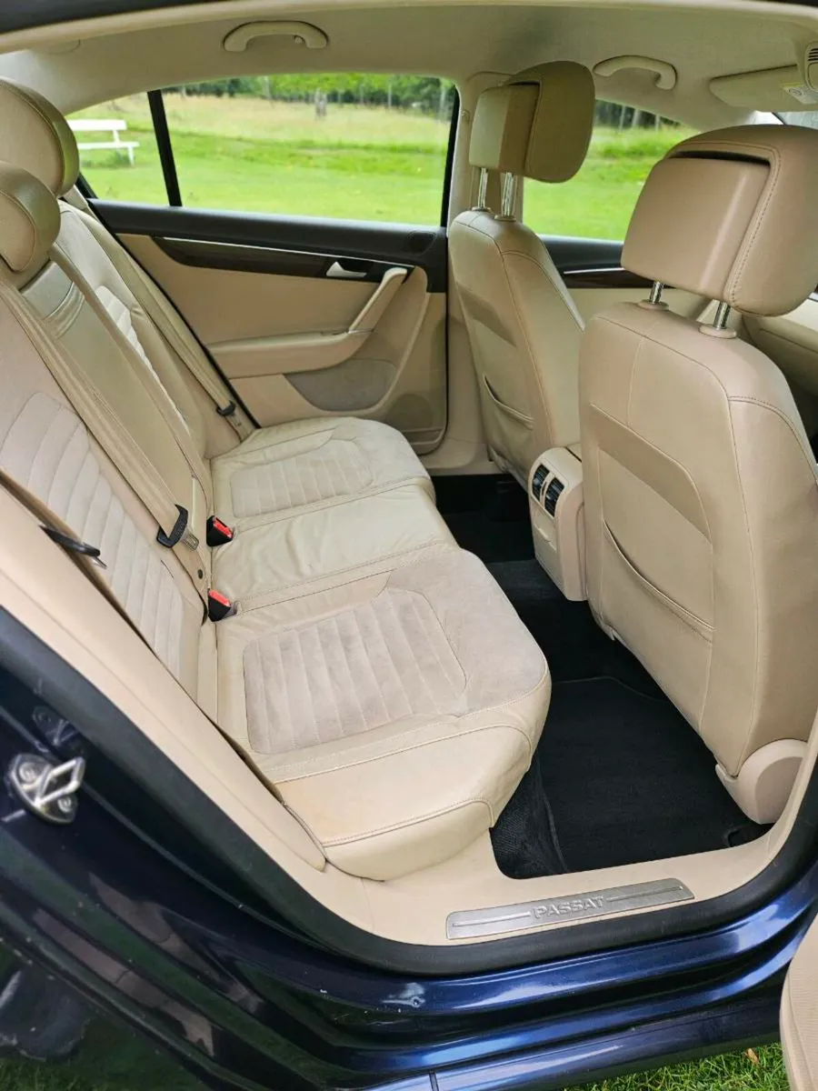 Car - Image 2