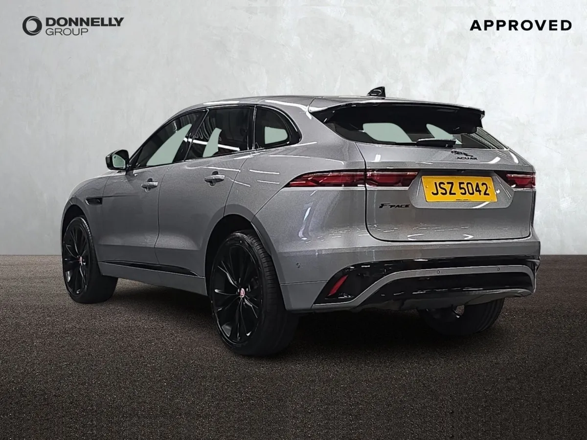 Jaguar F-pace F-Pace Diesel Estate R-Dynamic SE - Image 2