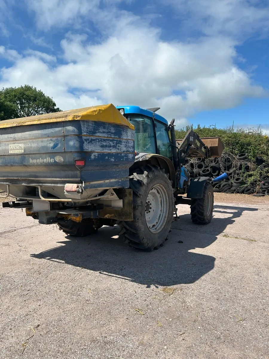 Bogballe 3 tonne spreader - Image 3
