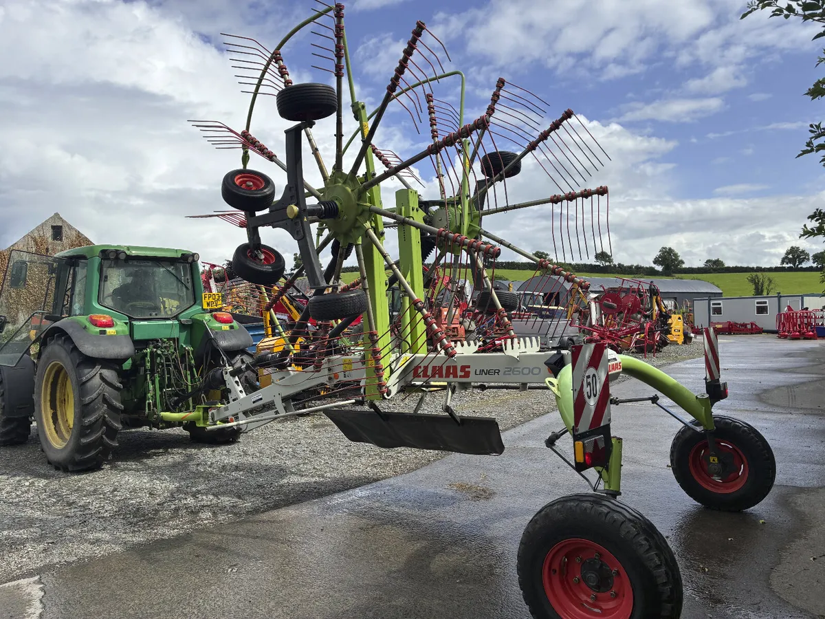 Claas 2600 Rake - Image 3