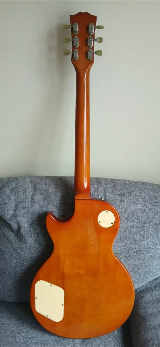 Electric Guitar - Image 2