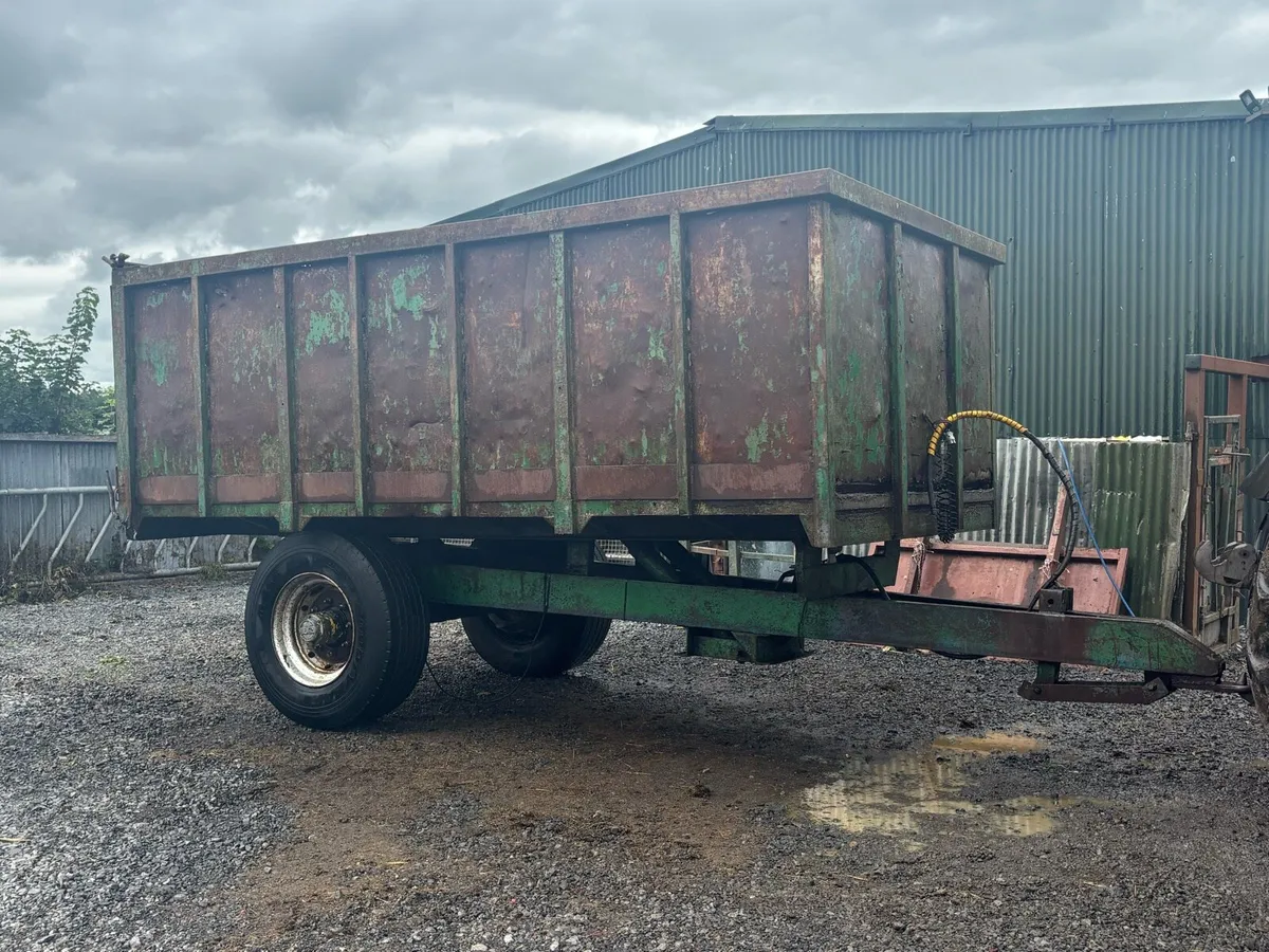 Dump trailer - Image 1