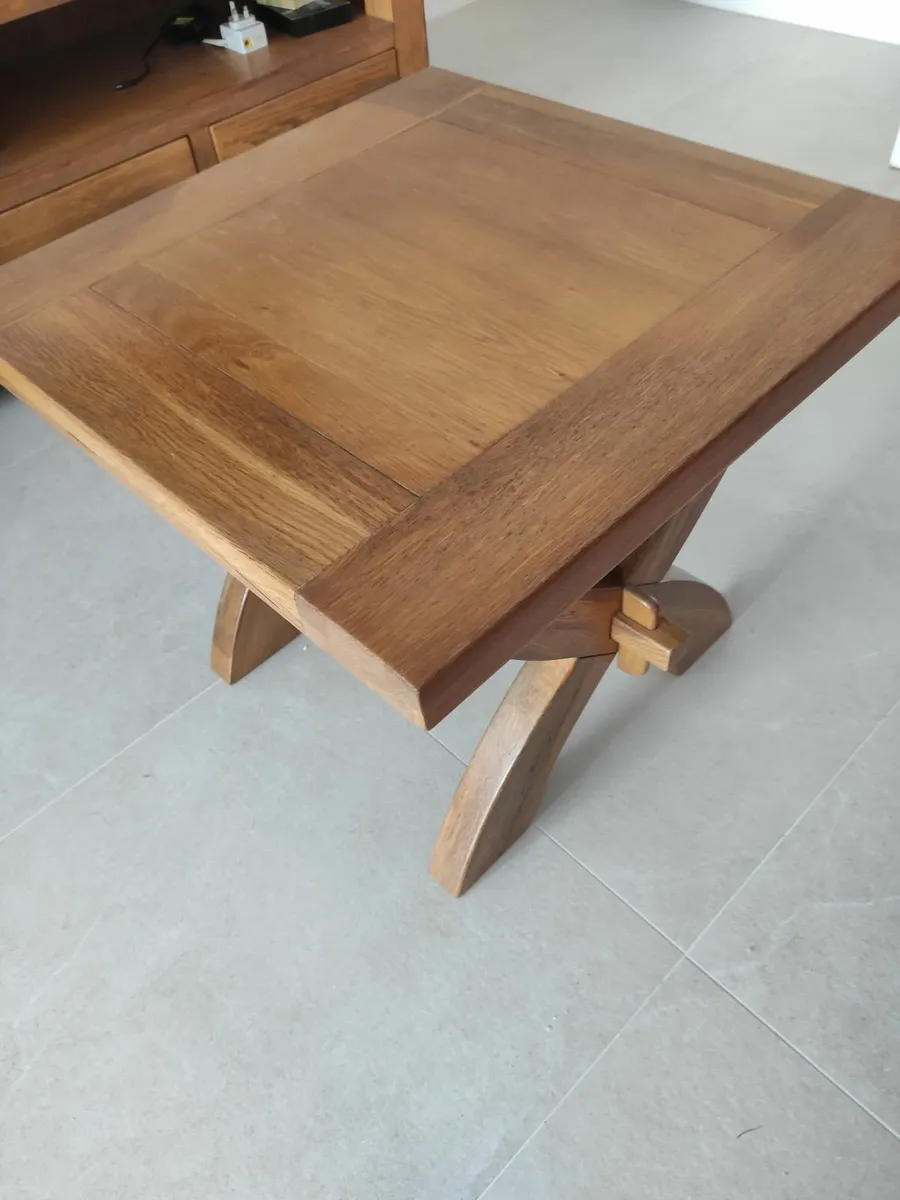 Living room table - Image 1