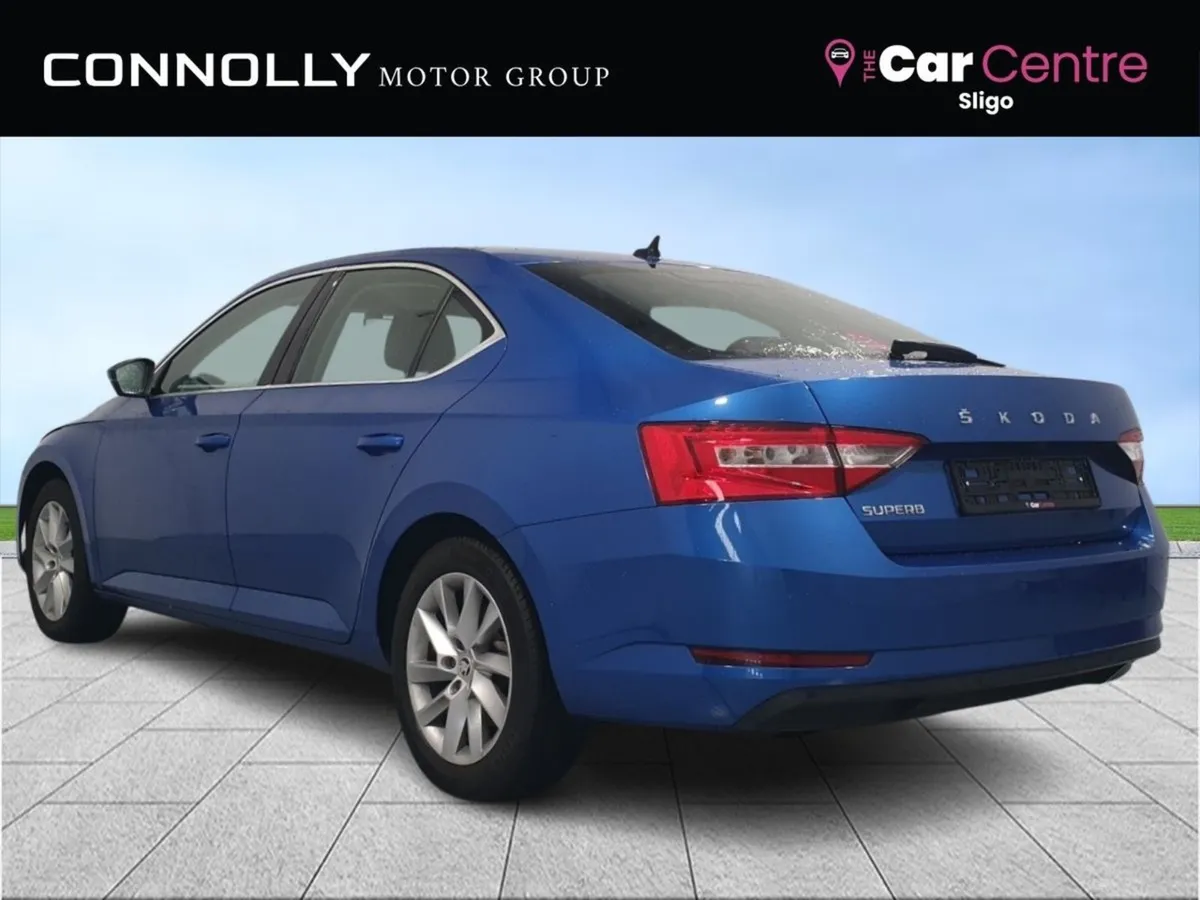 Skoda Superb Superb AMB 2.0tdi 150HP DSG - Image 4