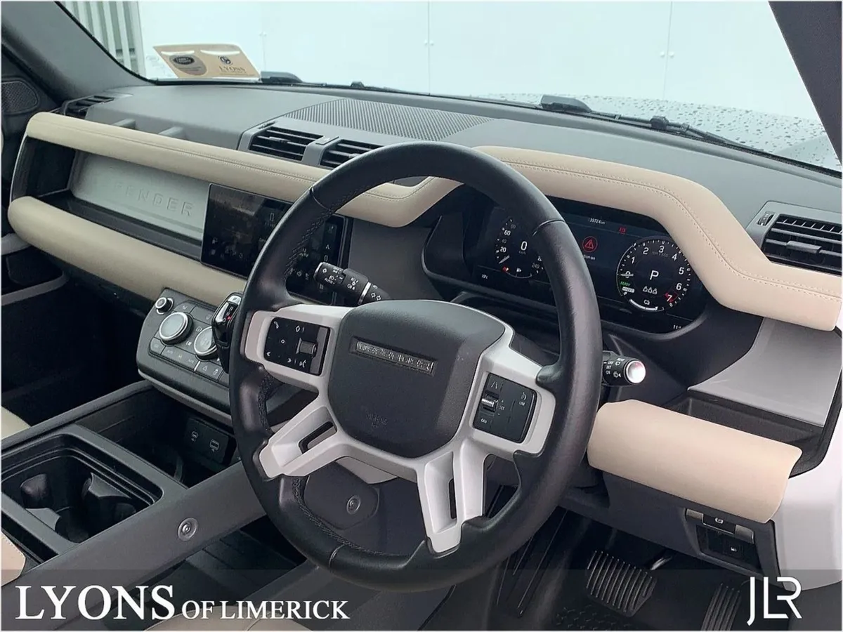 Land Rover Defender 110 2.0phev Se 3 Year Warrant - Image 3