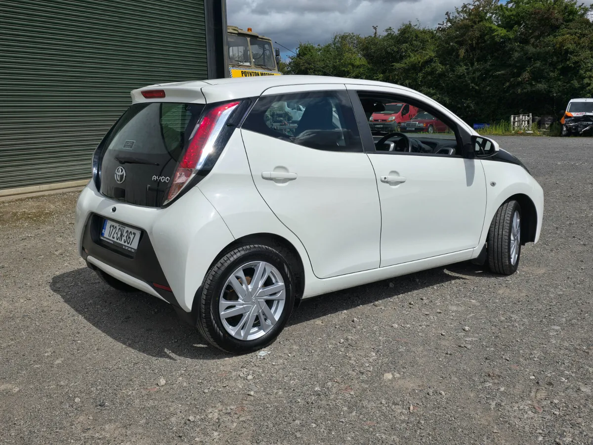 172 TOYOTA AYGO *1.0*CLEAN*5 DOOR* - Image 2