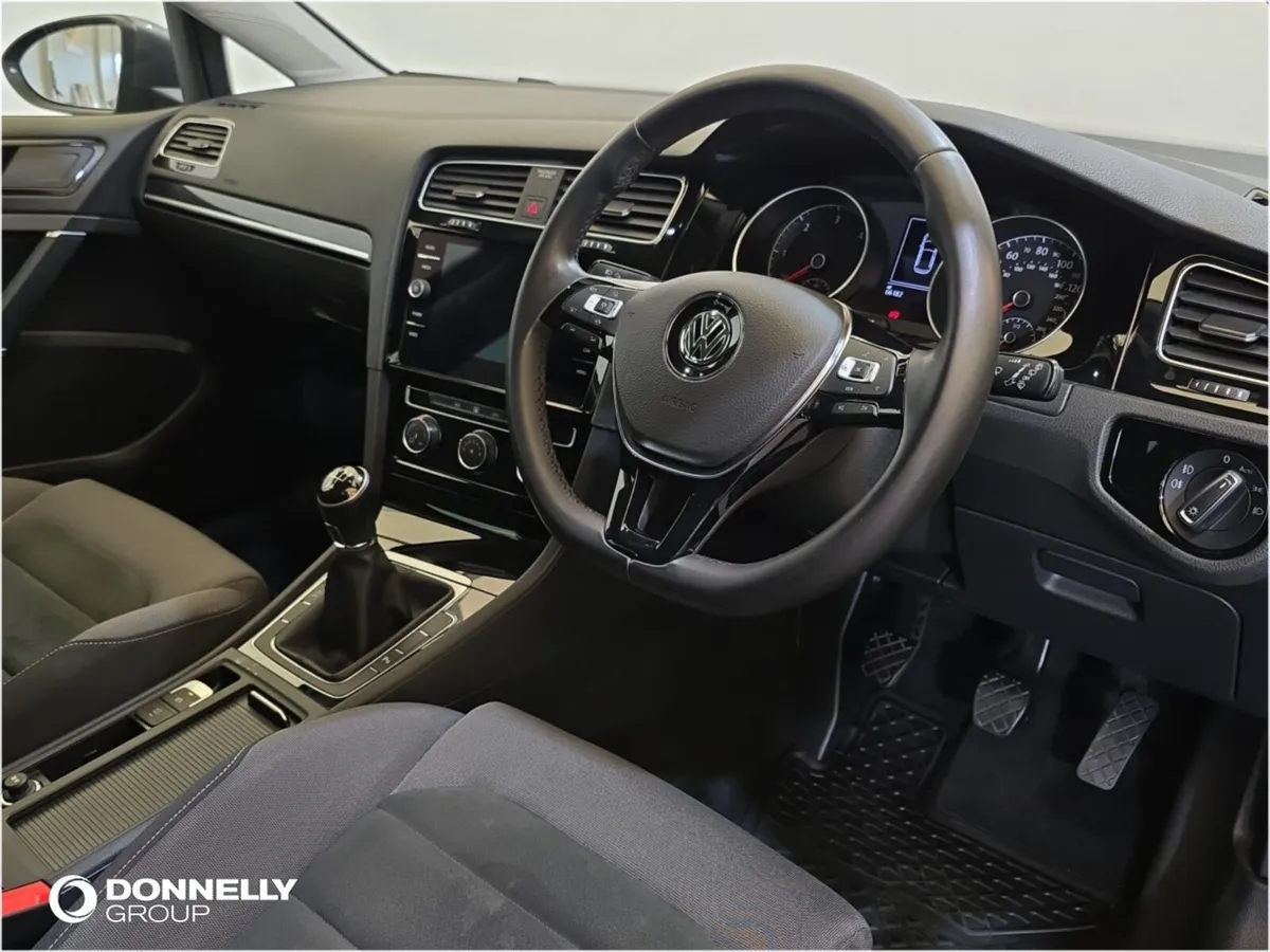 Volkswagen Golf Diesel Hatchback GT - Image 4