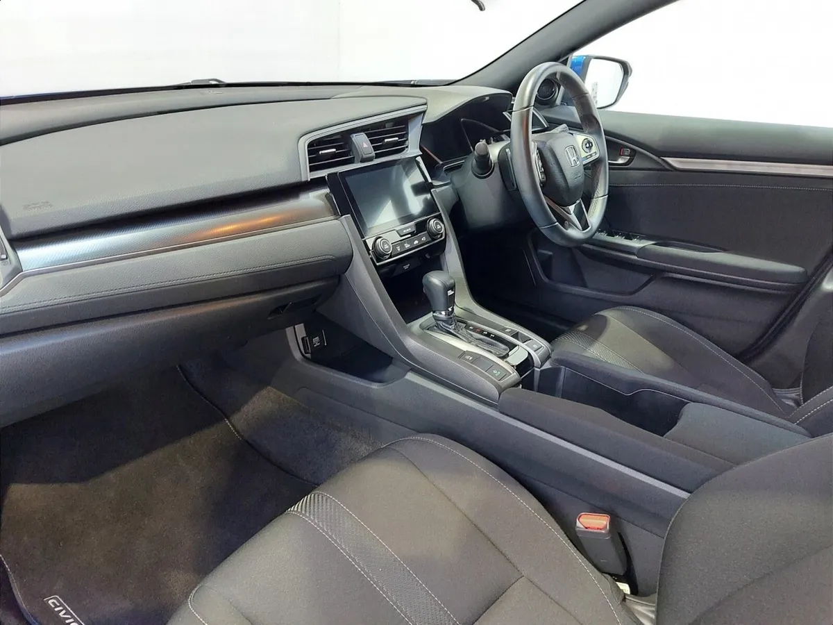 Honda Civic Hatchback SR - Image 2