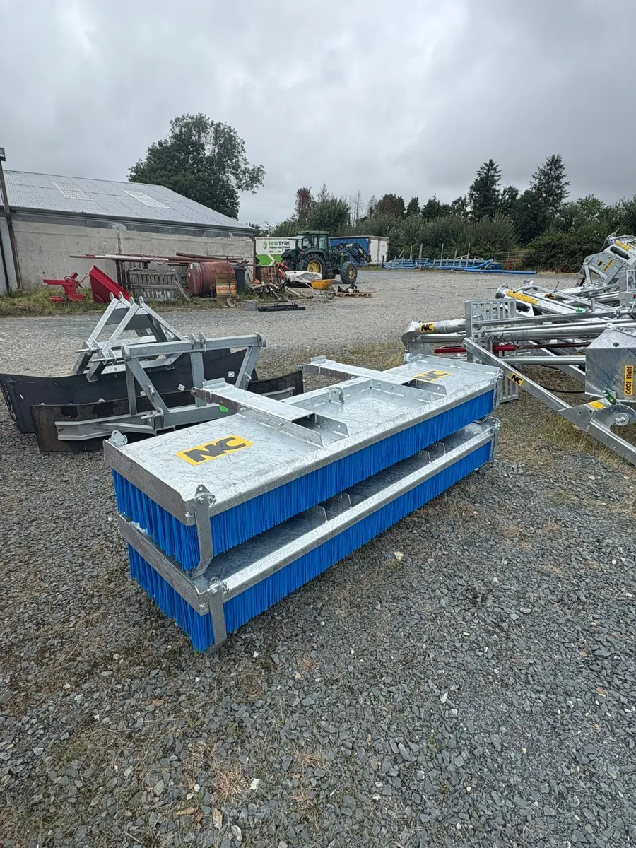 New NC Yard Sweeper Brush 2.5MTR - Image 2
