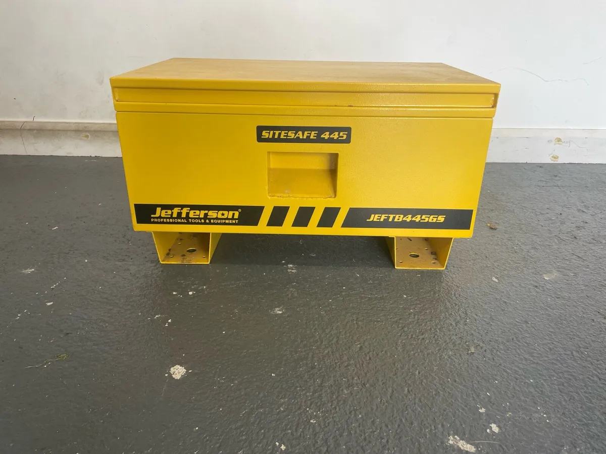 Jefferson van lock Box - Image 1