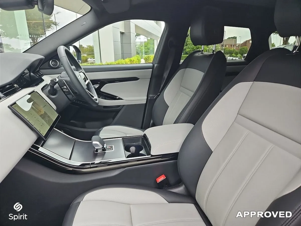Land Rover Range Rover Evoque 1.5 Phev SE Dynamic - Image 4