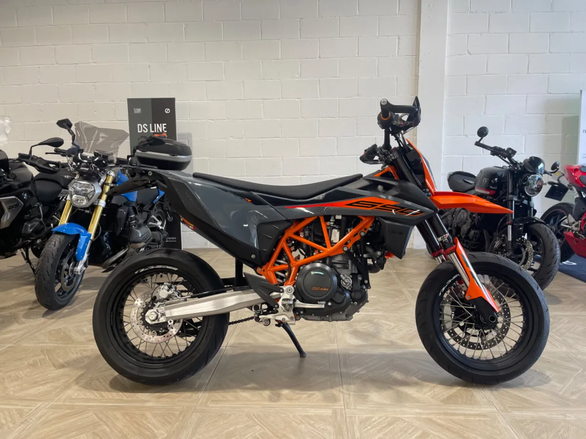 KTM 690 SMC R 2022 Only 1,900km! - Image 1