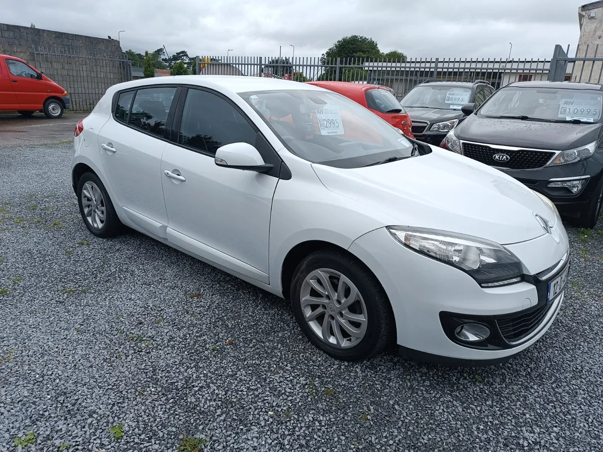 2012 Renault Megane 1.5 DCI dynamique - Image 3