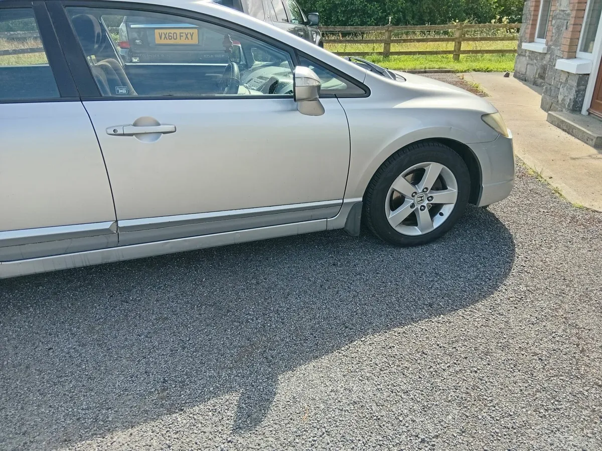Honda Civic 2007 - Image 4