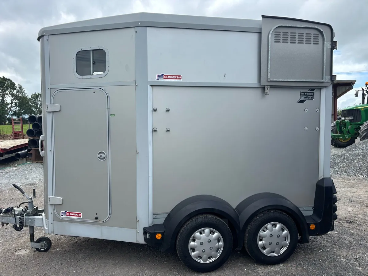 IFOR WILLIAMS HB506 SILVER HORSEBOX - Image 4