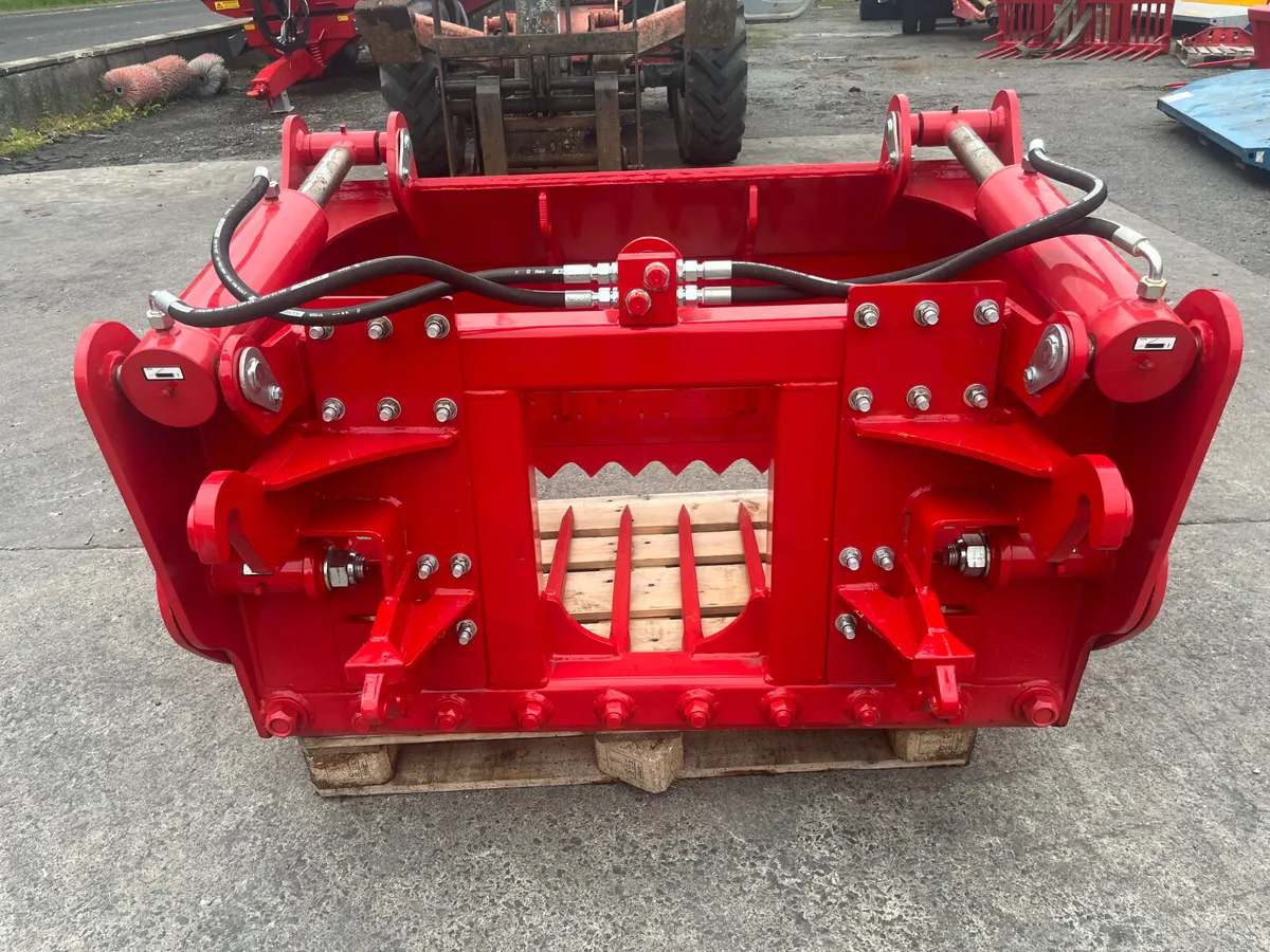 New Redrock 137 (4Ft 6 “) Alligator Sheargrab - Image 2