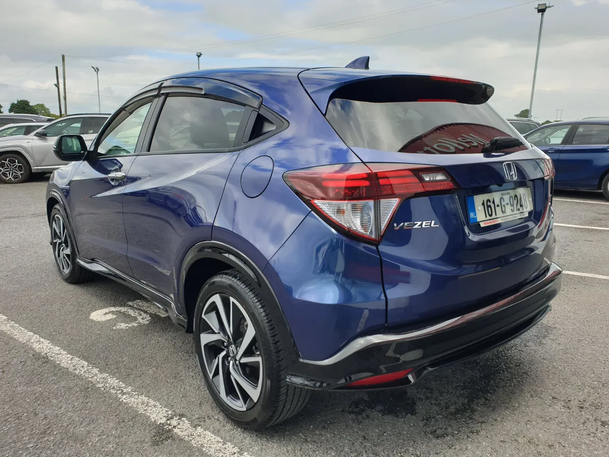 Honda Vezel 1.5 HYBRID AUTO - Image 4
