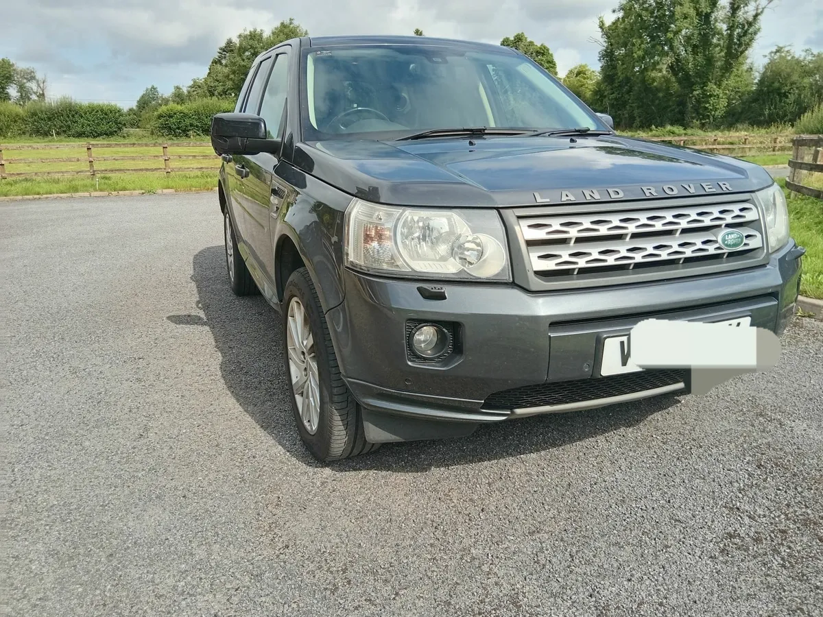 Car - Image 2