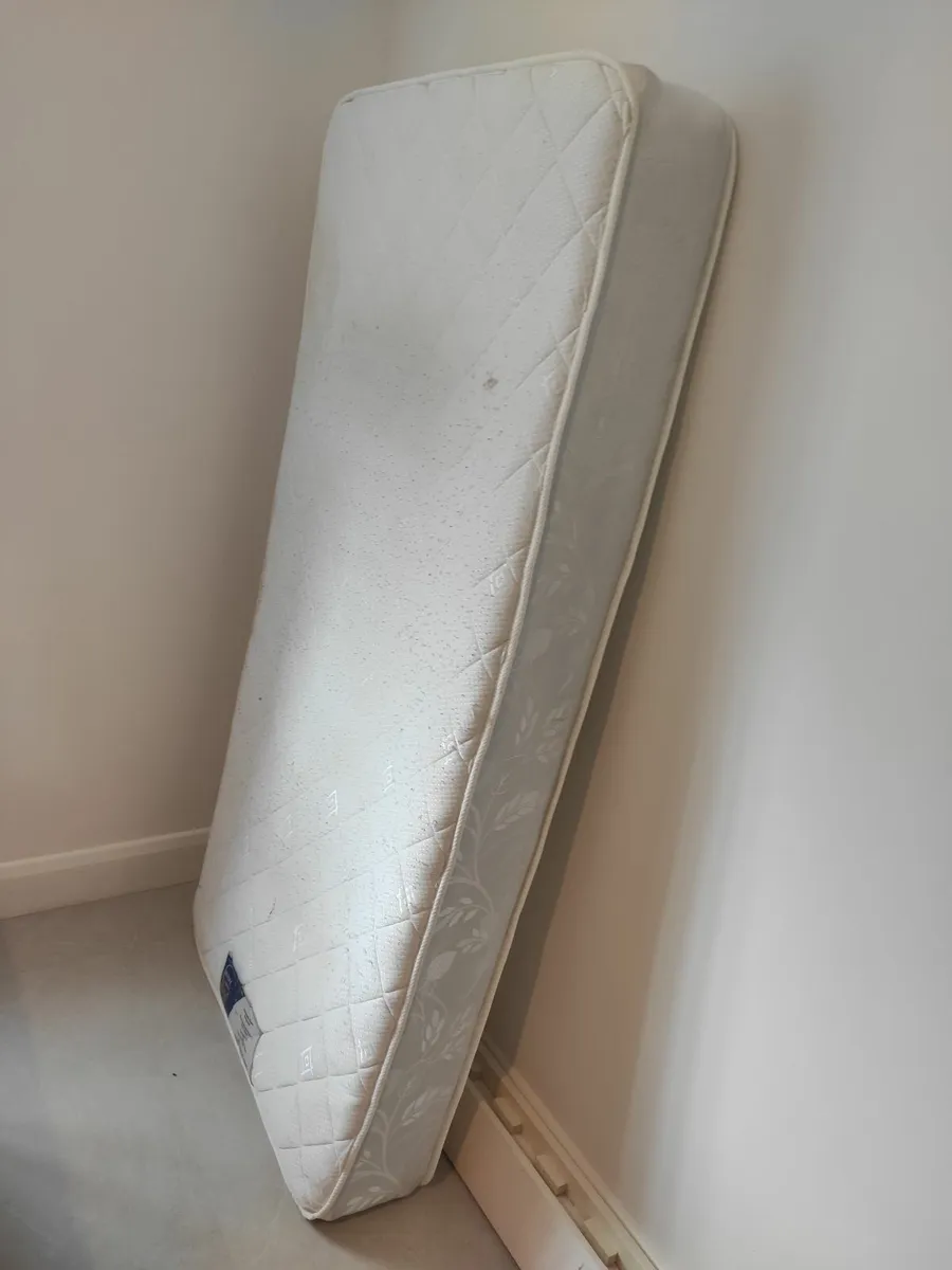 Single mattress - Image 2