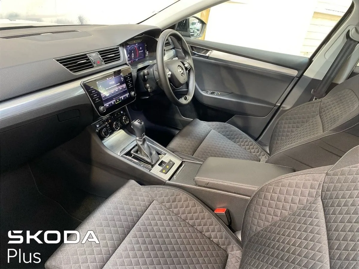 Skoda Superb Ambition 2.0tdi 150bhp DSG - Image 4