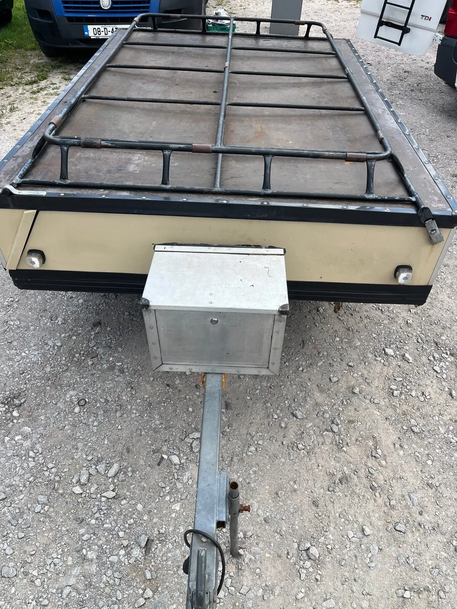 Trailer Tent - Image 1