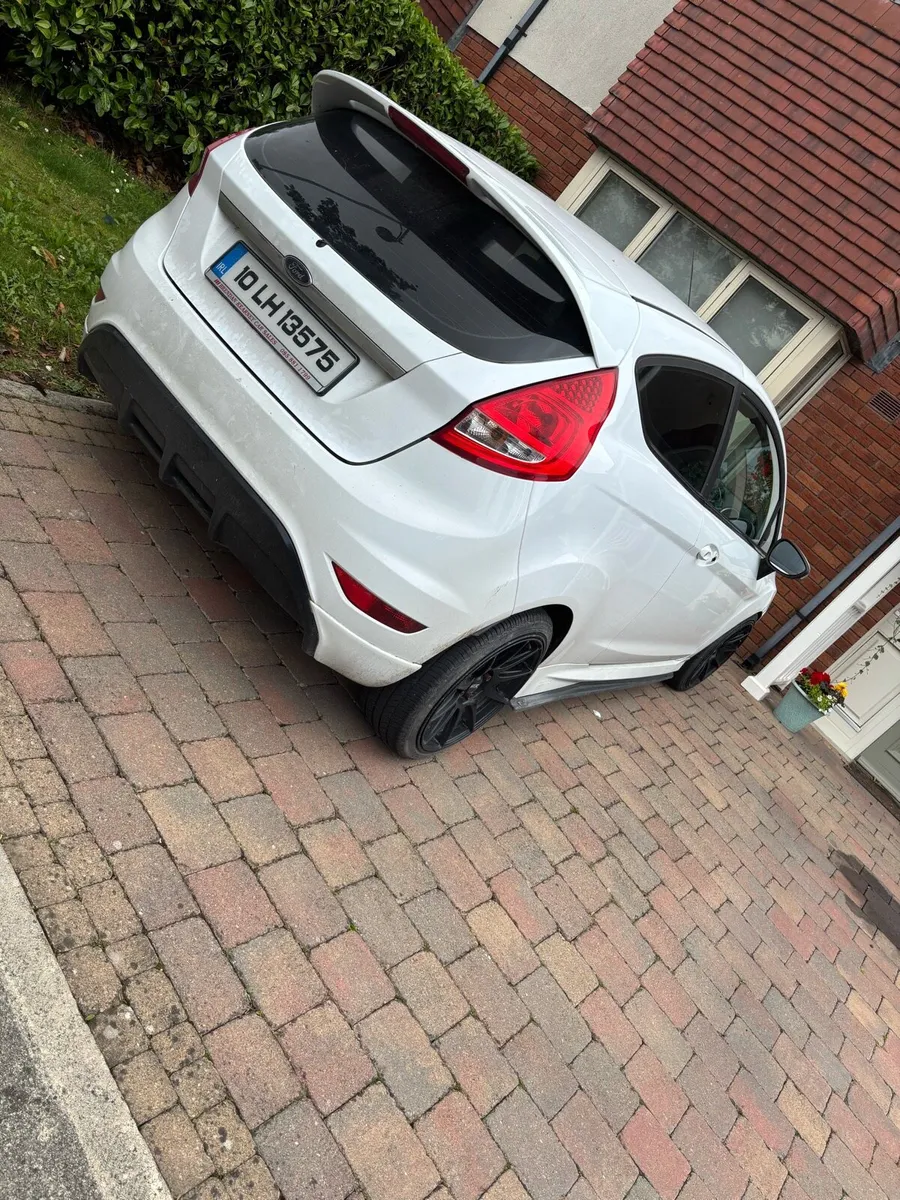Ford Fiesta 2010 €1800 - Image 2