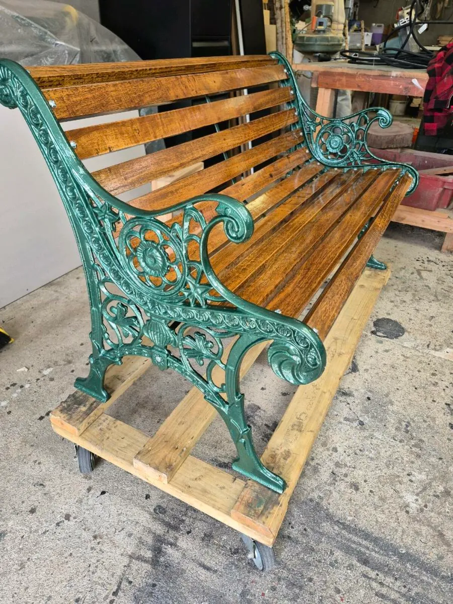 Cast iron Garden bench - Image 1