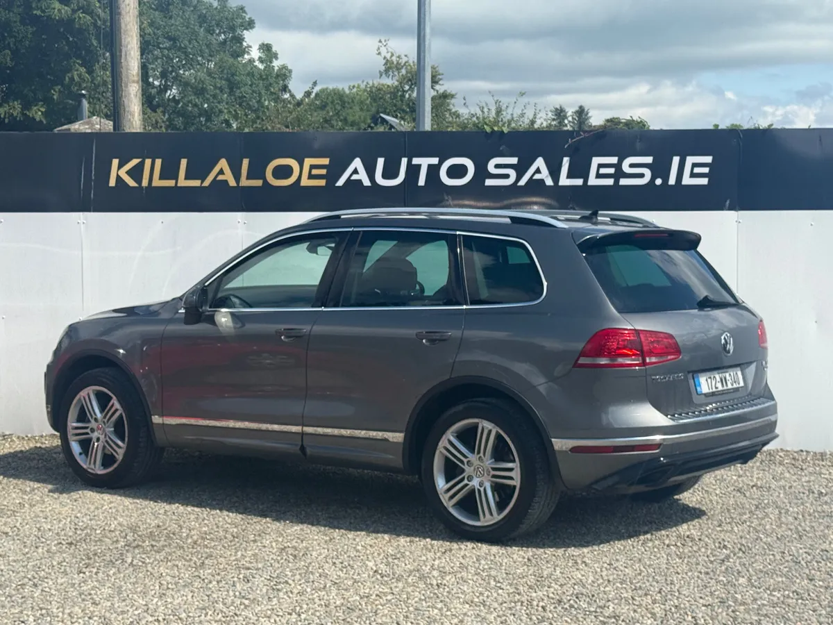 Volkswagen Touareg R-Line 3.0 V6 Auto  5 Seaterv - Image 4