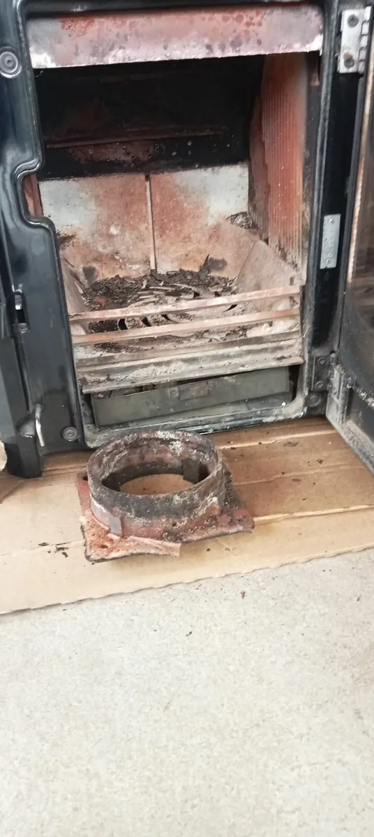 Stanley inset stove - Image 4