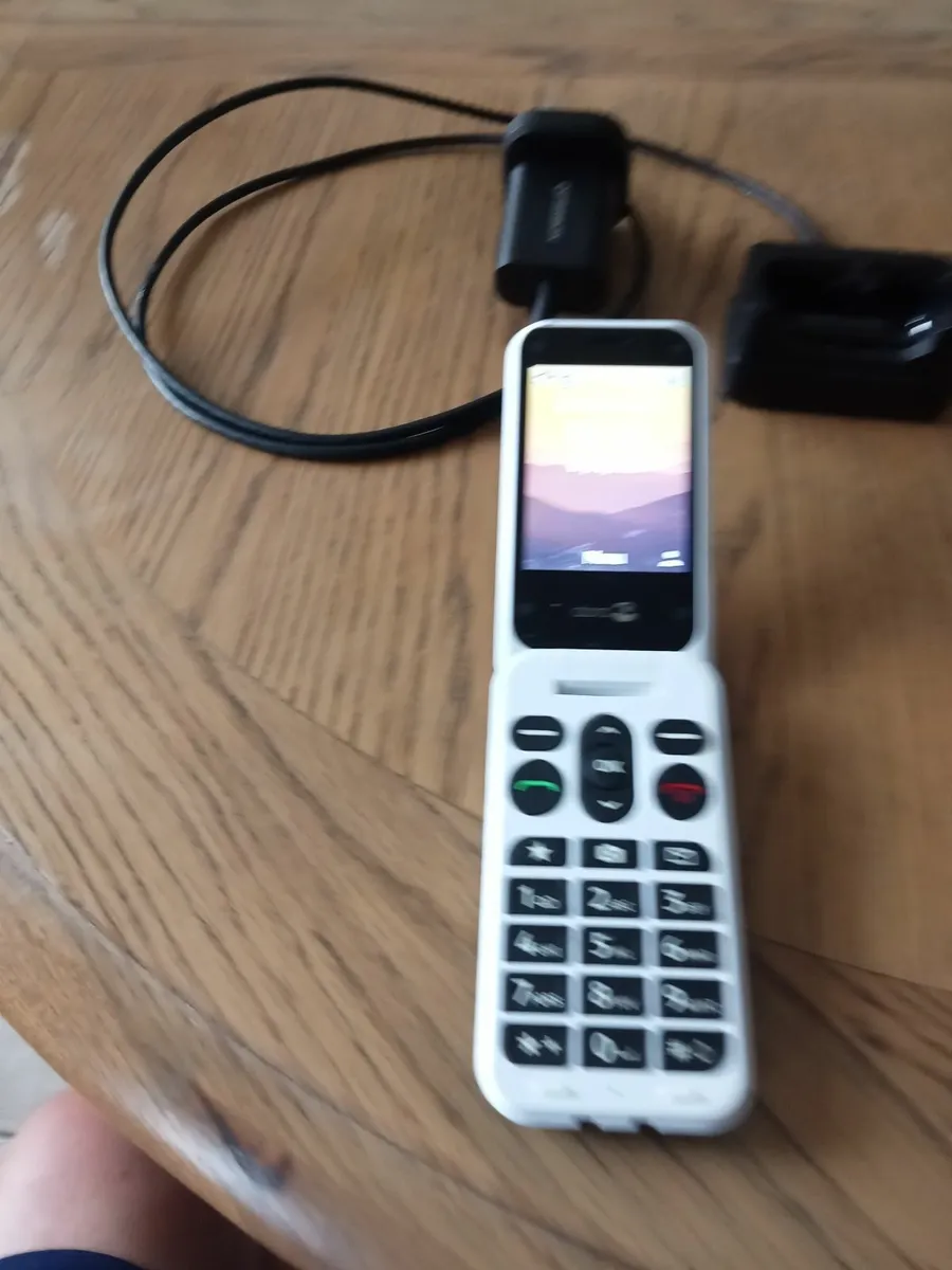 Mobile phone - Image 1