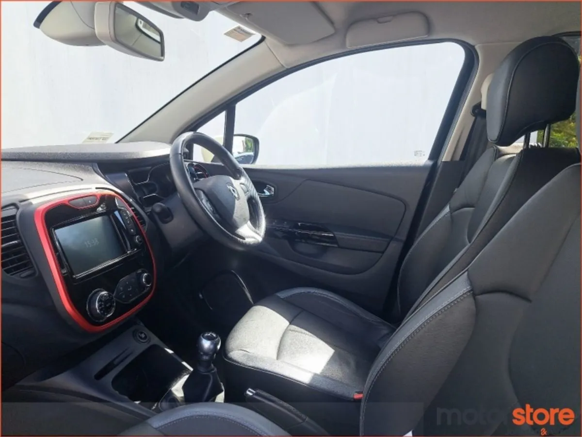 Renault Captur dCi 90 Signature X NAV - Image 3